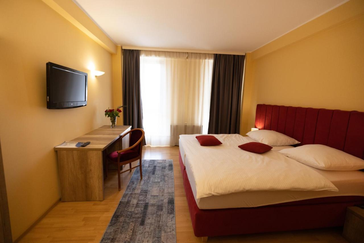 Hotel Perla Timisoara Exterior photo
